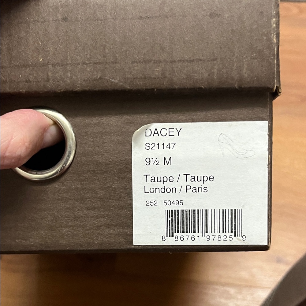 Corso Como Women's Taupe Suede Heels - Picture 6 of 6